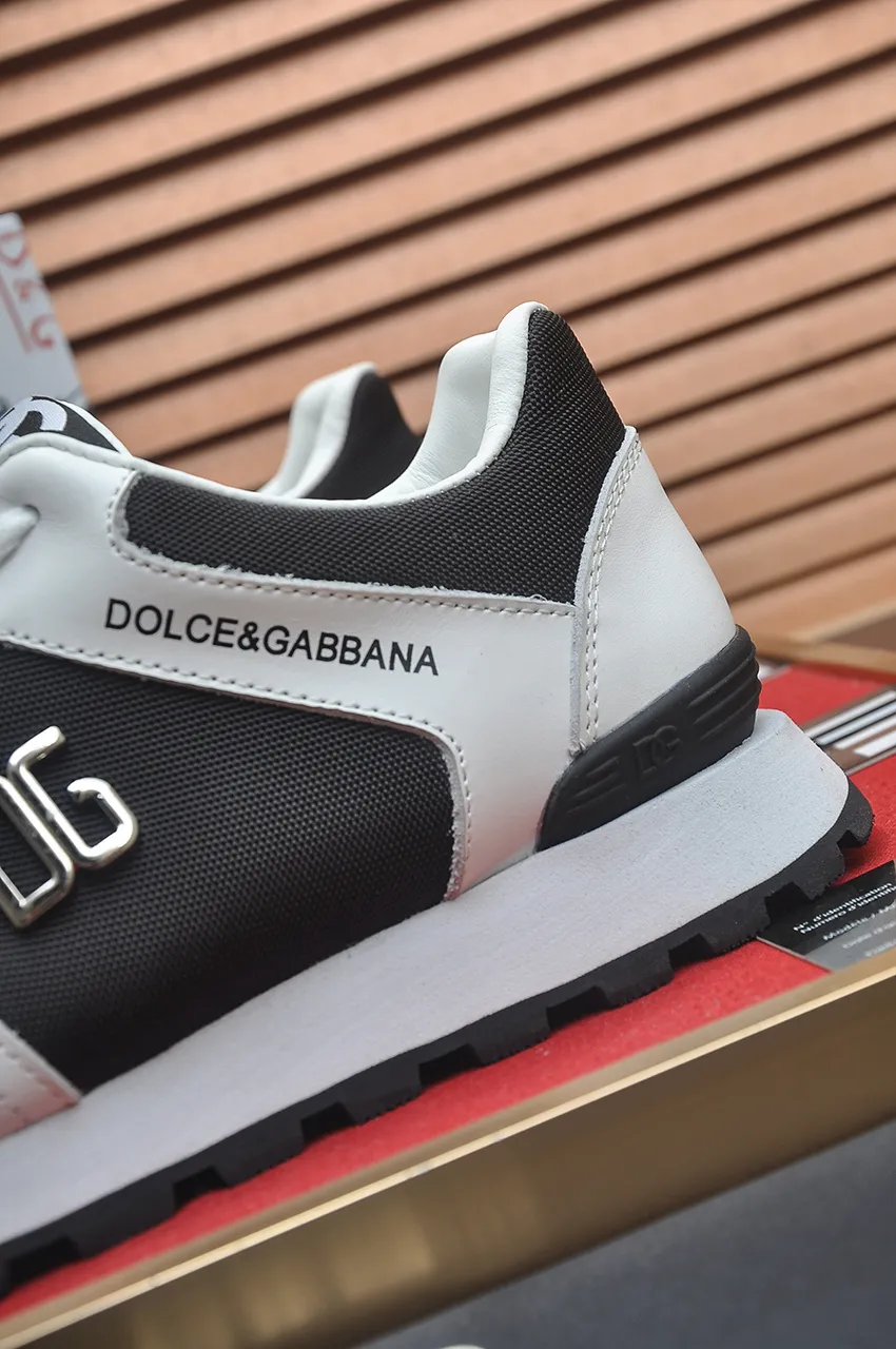 Men's shoes 💰440💶[D&G] High-end quality Product trademark: DG "Dolce & Gabbana*" low-top sneakers Product material: imported ^_^ cowhide upper, cotton silk lining, original outsole Regular size: 38-45 (customized in 45)